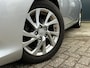 Toyota Auris Touring Sports 1.8 Hybrid Dynamic - Navigatie - Climate Control - Lichtmetalen velgen