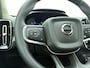 Volvo XC40 B3 177pk Core / Lederen bekleding / Camera achter / Keyles entry / Stoel/- en stuurverwarming /