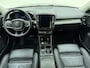 Volvo XC40 B3 177pk Core / Lederen bekleding / Camera achter / Keyles entry / Stoel/- en stuurverwarming /