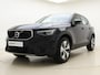 Volvo XC40 B3 177pk Core / Lederen bekleding / Camera achter / Keyles entry / Stoel/- en stuurverwarming /