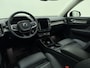 Volvo XC40 B3 177pk Core / Lederen bekleding / Camera achter / Keyles entry / Stoel/- en stuurverwarming /