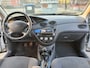 Ford Focus 1.6-16V SEDAN GHIA |AIRCO|APK|NAP|17"
