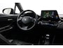 Toyota C-HR 1.8 Hybrid Adventure | Trekhaak | Dodehoek detectie | Treeplanken | Leder | Navigatie | Stoelverwarming | JBL | Keyless | Parkeersensoren voor/achter | Camera | Adaptive Cruise | Clima | 18 inch