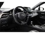 Toyota C-HR 1.8 Hybrid Adventure | Trekhaak | Dodehoek detectie | Treeplanken | Leder | Navigatie | Stoelverwarming | JBL | Keyless | Parkeersensoren voor/achter | Camera | Adaptive Cruise | Clima | 18 inch