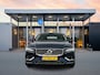 Volvo V60 B3 Plus Bright | 18" Allseason | 360 Camera | Trekhaak | Full LED | Elektr. verst. Stoelen | Harman Kardon | Adaptieve Cruise | BLIS | Keyless | Stoel/Stuur/Achterbankverwarming