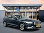 Volvo V60 B3 Plus Bright | 18" Allseason | 360 Camera | Trekhaak | Full LED | Elektr. verst. Stoelen | Harman Kardon | Adaptieve Cruise | BLIS | Keyless | Stoel/Stuur/Achterbankverwarming