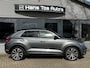 Volkswagen T-Roc 1.5 TSI 150pk AUT Sport Business R/ IQ / 19"/ Trekhaak / Carplay