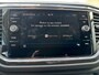 Volkswagen T-Roc 1.5 TSI 150pk AUT Sport Business R/ IQ / 19"/ Trekhaak / Carplay