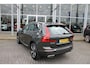 Volvo XC60 T8 Twin Engine AWD Momentum Pro Luchtvering | Schuif/kantel dak | Trekhaak | Verw. Stoel & Stuurwiel | BLIS | H&K audio |