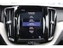 Volvo XC60 T8 Twin Engine AWD Momentum Pro Luchtvering | Schuif/kantel dak | Trekhaak | Verw. Stoel & Stuurwiel | BLIS | H&K audio |