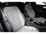 Volvo XC40 T4 Recharge Plus Dark | Harman/Kardon | Elek Stoel | Camera | Keyless | Stoel- & Stuurverwarming | Climate Control