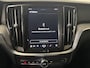 Volvo V60 2.0 B3 Plus Dark | Trekhaak | Harman / Kardon | 360° Camera | Stoelverwarming |
