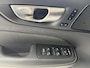 Volvo V60 2.0 B3 Plus Dark | Trekhaak | Harman / Kardon | 360° Camera | Stoelverwarming |