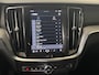 Volvo V60 2.0 B3 Plus Dark | Trekhaak | Harman / Kardon | 360° Camera | Stoelverwarming |