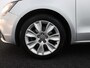 Audi A1 1.4 TFSI S edition Navi. Airco. Cruisec. Lmvelg. Mistlamp. Aux. Automlicht. elecraam. Centrvergr. Bluetooth. De S-Edition is de meest luxe uitvoering met een1.4 cc moter met 122 pk
