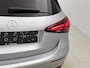 Mercedes-Benz A-klasse 250 e Business Solution AMG | AMG Line Plus pakket | Trekhaak | 360° camera | Head-up display | Panoramaschuifdak | MULTIBEAM LED | Smartphone-integratie | 19 inch AMG velgen |