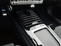 Mercedes-Benz A-klasse 250 e Business Solution AMG | AMG Line Plus pakket | Trekhaak | 360° camera | Head-up display | Panoramaschuifdak | MULTIBEAM LED | Smartphone-integratie | 19 inch AMG velgen |