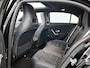 Mercedes-Benz A-klasse 250 e Business Solution AMG | AMG Line Plus pakket | Nightpakket | MULTIBEAM LED | 360° camera | Panoramaschuifdak | Smartphone-integratie | Head-up display| 19 inch AMG velgen |