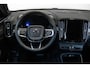 Volvo EC40 Single Motor Extended Range Plus Black Edition | Demo Deal | Panoramadak | Verwarmbare voorstoelen&stuurwiel |  360º Camera | Premium audio by Harman Kardon | Keyless Entry/Start | Warmtepomp | 20 inch lichtmetalen velgen