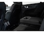 Volvo EC40 Single Motor Extended Range Ultra Black Edition | Demo Deal | Panoramadak | Verwarmbare voorstoelen&stuurwiel | 360º Camera | Premium Audio by Harman Kardon | Elektrisch Verstelbare Voorstoelen | Keyless Entry | Apple carplay/Android auto | Warmtepomp
