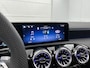 Mercedes-Benz A-klasse 250 e Business Solution AMG | Nightpakket | Smartphone-integratie | Panoramaschuifdak | MULTIBEAM LED | THERMOTRONIC | Sfeerverlichting | Stoelverwarming voor |