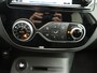 Renault Captur TCe 90 Intens | Easy Life Pack achteruitrijcamera met sensoren rondom en semi-automatisch inparkeren | cruise control | electronic climate control | LED koplampen | lichtmetalen velgen 17" | navigatiesysteem full map | two-tone |