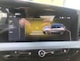 Opel Mokka-e Electric 54 kWh 281pk GSE | Unieke uitvoering | Alcantara sportstoelen | 20" Lichtmetalen velgen |  | Sperdifferentieel | Alcon remschijven met gele remklauwen | Navigatie | Stoel- en Stuurverwarming | Camera | Adapt. Cruise control | Zwart dak en motorkap