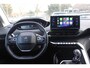 Peugeot 5008 1.2 PureTech *Allure* | Camera | Carplay | Stoelverwarming | Navigatie | Cruise & Climate Control | PDC | Privacy | Bluetooth |