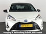 Toyota Yaris 1.5 Hybrid Executive | Stoelverwarming | Panoramadak | Navigatie |