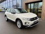 Volkswagen T-Roc 1.5 TSI 150pk DSG Style Carplay | Camera | Keyless | Elek. Achterklep | Rijklaar incl. garantie