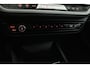 BMW 1-Serie 118i Business Edition (NAVIGATIE, PARKEERSENSOREN, CRUISE CONTROL)