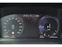 Volvo XC40 T4 Recharge Plus Bright - IntelliSafe Assist & Surround - 360º Camera - Harman/Kardon audio - Verwarmde voorstoelen & stuur - Parkeersensoren voor & achter - Elektr. bedienb. voorstoelen met geheugen links - Draadloze tel. lader - Extra getint glas - 18' LMV