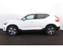Volvo XC40 T4 Recharge Plus Bright - IntelliSafe Assist & Surround - 360º Camera - Harman/Kardon audio - Verwarmde voorstoelen & stuur - Parkeersensoren voor & achter - Elektr. bedienb. voorstoelen met geheugen links - Draadloze tel. lader - Extra getint glas - 18' LMV