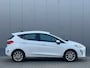 Ford Fiesta 1.0 EcoBoost Titanium - Frozen White - Led/Carplay/LMV