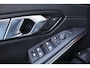 BMW 3-Serie Touring 320e M-Sport LCI Memory HuD Keyless HiFi Ambient Leder Sensoren 18” Stoelverwarming
