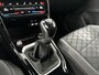 Volkswagen T-Roc R-Line-Edition 1.0 85 kW / 116 pk TSI SUV 6 versn. Led Plus verlichting