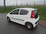 Peugeot 107 Peugeot 107 1.0 benzine airco lmv schuifdak 137.000km