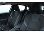 Volvo V40 T2 Momentum |Navigatie| Bluetooth| Climate Control| Regensensor| Lichtmetalen velgen| LED dagrijverlichiting| Inklapbare buitenspiegels| Parkeer sensoren achter