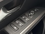 Peugeot 3008 GT 1.2 Hybrid 145pk e-DSC6 | ALCANTARA INTERIOR | HANDSFREE A.KLEP | STOEL + STUURVERW. | AGR-STOELEN | MASSAGE | VOORRUITVERW. | PANORAMIC NAVIGATION |