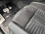 Peugeot 3008 GT 1.2 Hybrid 145pk e-DSC6 | ALCANTARA INTERIOR | HANDSFREE A.KLEP | STOEL + STUURVERW. | AGR-STOELEN | MASSAGE | VOORRUITVERW. | PANORAMIC NAVIGATION |