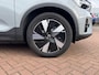 Volvo XC40 Single Motor Extended Range Ultimate 82 kWh | Trekhaak | Schuif -/ Kanteldak | Nubuck Bekleding | Harman Kardon Audio | Stoel + Stuurverwarming | 360 Camera | All-Seasons | 19 Inch | BLIS Dodehoek Detectie |