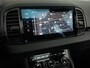 Skoda Karoq 1.5 TSI ACT Sportline Business 150 pk Automaat (DSG) | Verlengde garantie | Navigatie | Panoramadak | Parkeersensoren (Park assist) | Rondomzicht camera | Stoelverwarming v/a |