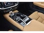 Volvo V60 T6 350PK Plug-in hybrid AWD Ultra Dark | Demo | Blis | Stoelventilatie | Massage Stoelen | Panodak | 360 Camera | B&W