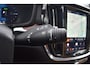Volvo V60 T6 350PK Plug-in hybrid AWD Ultra Dark | Demo | Blis | Stoelventilatie | Massage Stoelen | Panodak | 360 Camera | B&W