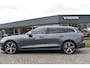 Volvo V60 T6 350PK Plug-in hybrid AWD Ultra Dark | Demo | Blis | Stoelventilatie | Massage Stoelen | Panodak | 360 Camera | B&W