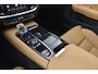 Volvo V60 T6 350PK Plug-in hybrid AWD Ultra Dark | Demo | Blis | Stoelventilatie | Massage Stoelen | Panodak | 360 Camera | B&W