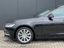 Volvo V90 T5 90th Anniversary Edition | Stoelverwarming | BLIS | Adaptieve Cruise control | Camera | Parkeersensoren voor en achter | Leder | Carplay |