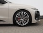 Audi A6 Avant e-tron S edition 83 kWh | Luchtvering | Panorama dak | Trekhaak | 360° camera | Keyless Entry | Stuurverwarming | Bijrijderscherm | Stoelverwarming v+a |