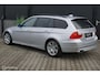 BMW 3-Serie Touring 325i High Executive Clima Leer Panoramadak