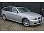 BMW 3-Serie Touring 325i High Executive Clima Leer Panoramadak
